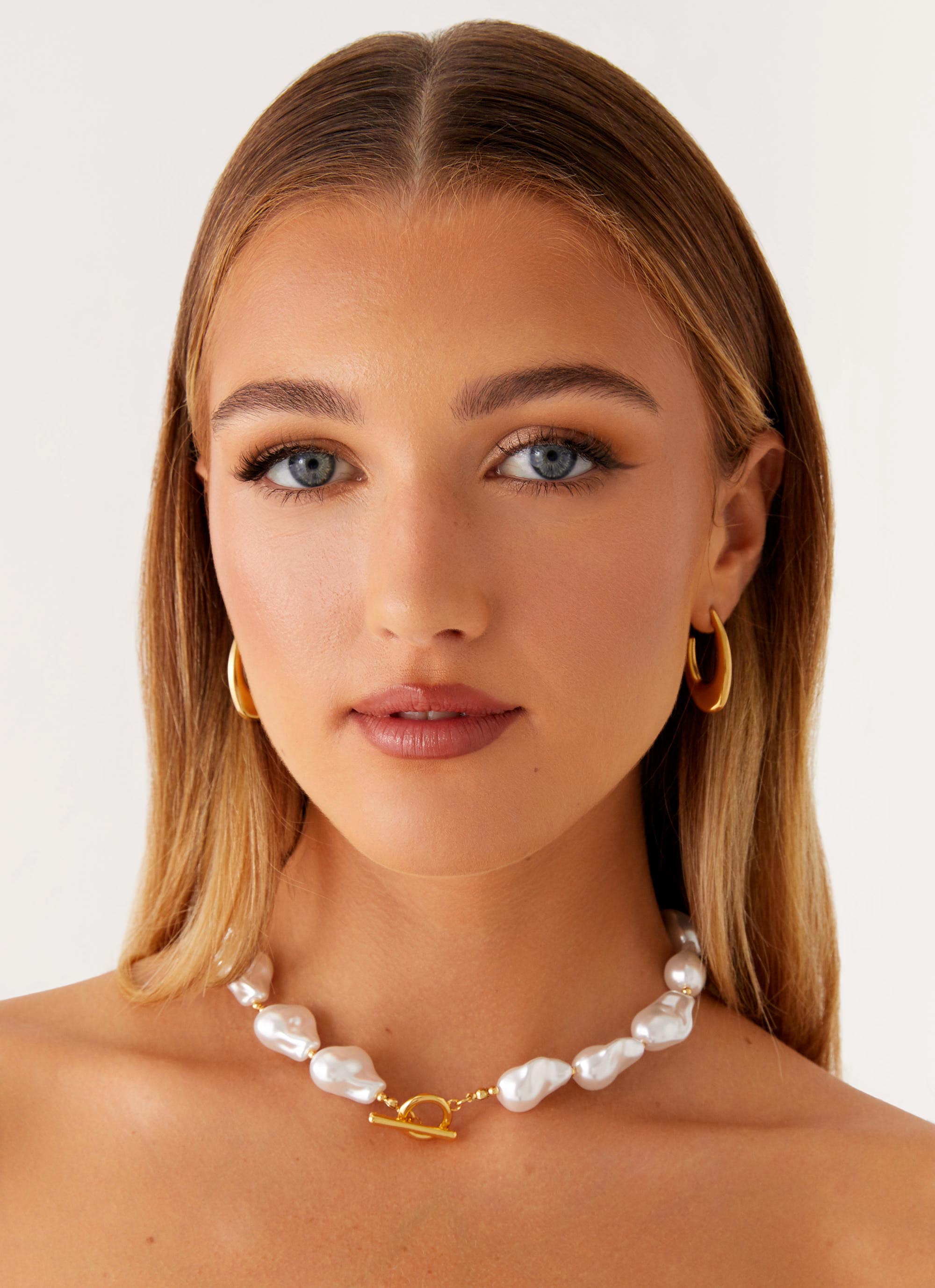 Angelie Necklace - Pearl