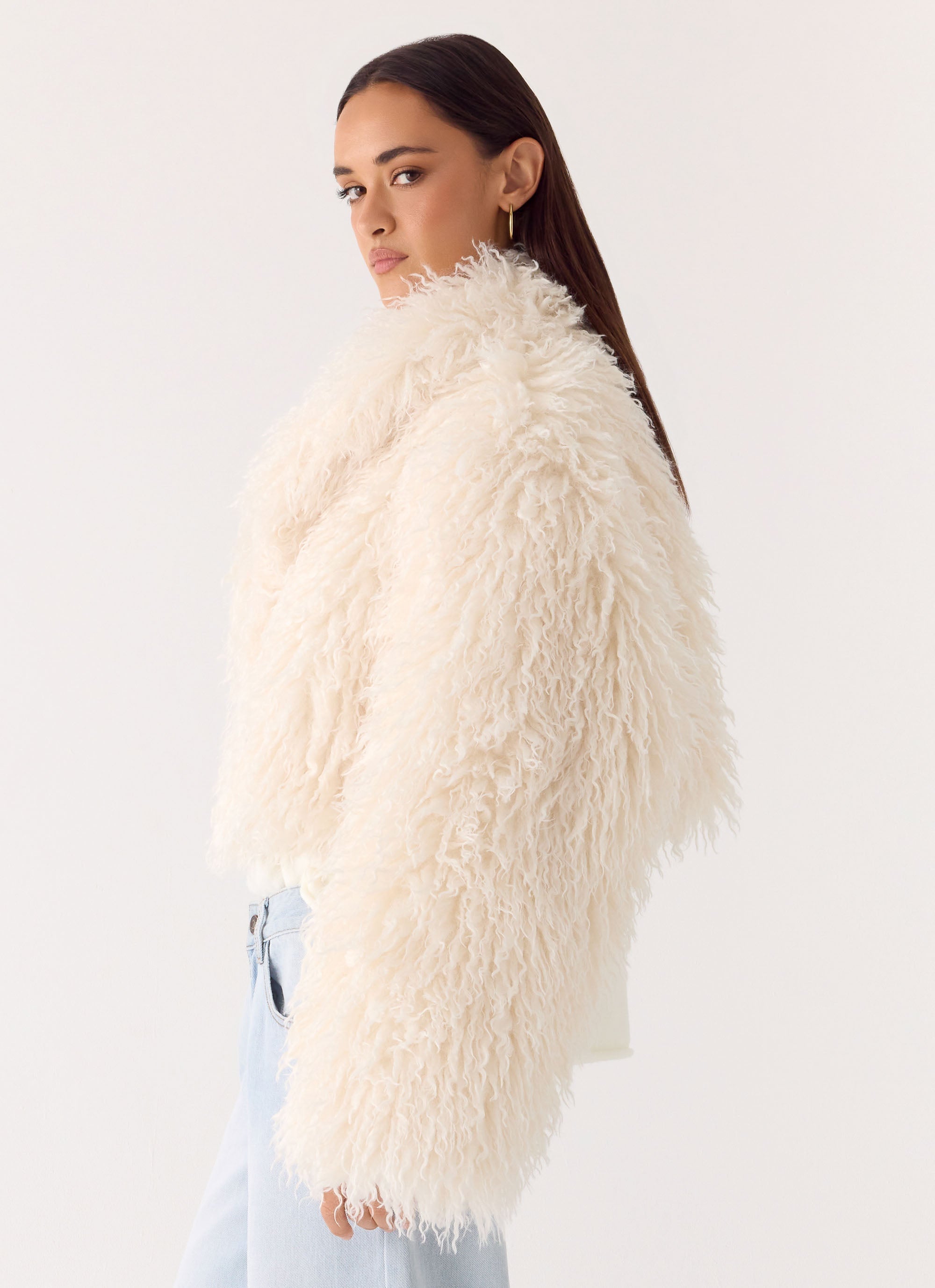 Virginia Cropped Faux Fur Jacket - Ivory